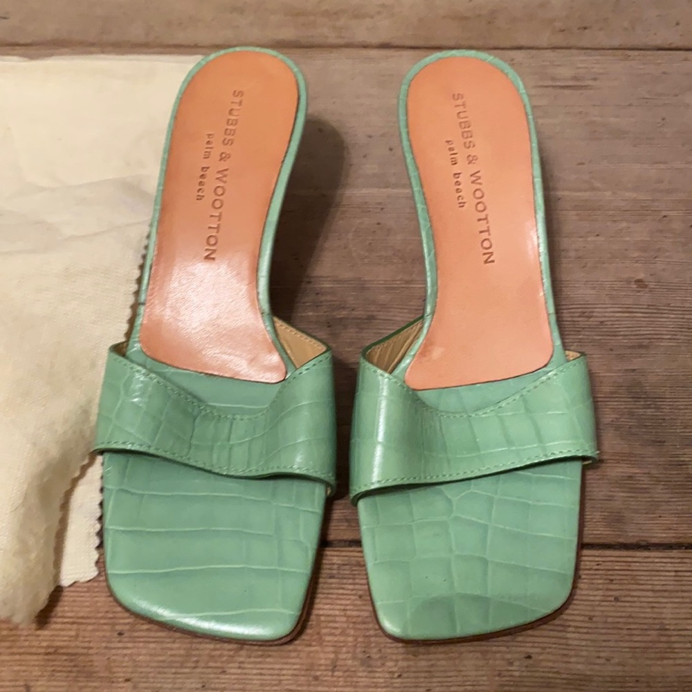 Stubbs & Wooten Alligator kitten heel mules